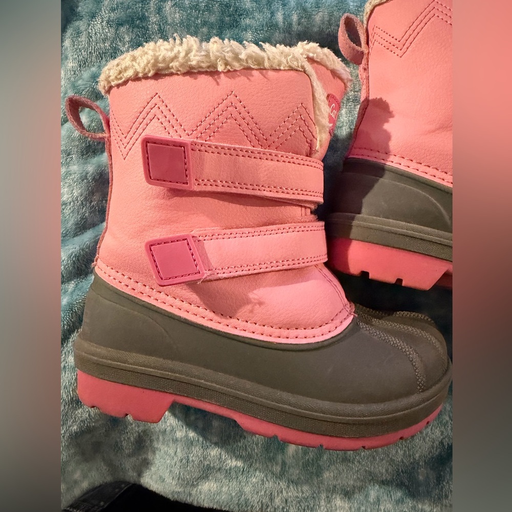 Cat & Jack Pink Rubber Sole Faux Fur Lined Winter Boots